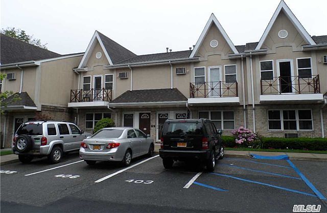 1st image of 404 Cambridge Ct #404