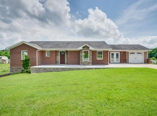 34304 Stagecoach Rd, Glade Spring, VA 24340