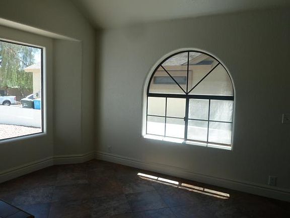 5th image of 1457 E Renee Dr