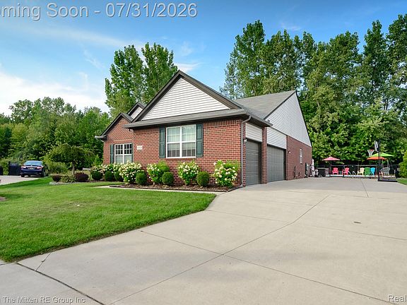 3rd image of 13529 Chester Ct