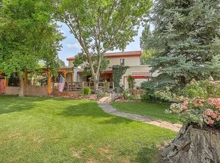 740 Calle De Wences, Los Lunas, NM 87031