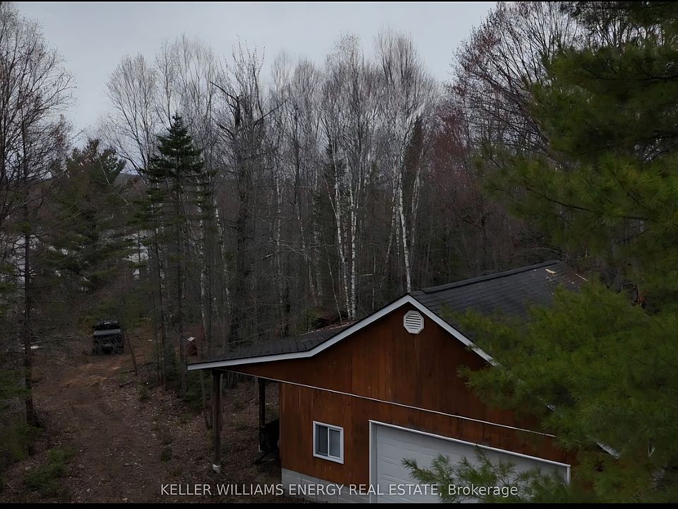 2nd image of 235 Devenish Rd