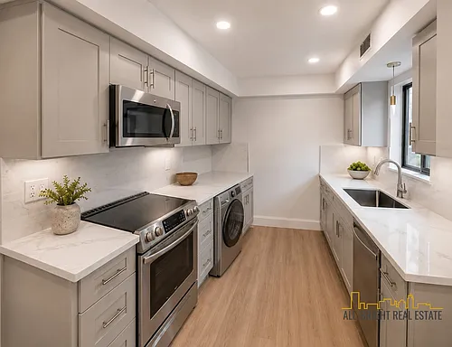 1742 Beacon St #1 Photo 1