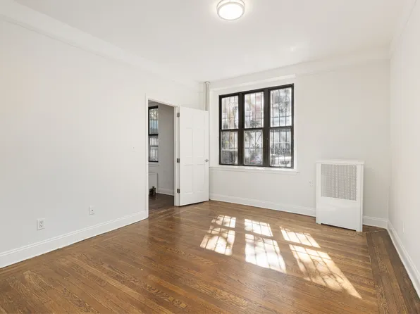 245 West 75th Street image 7 of 13