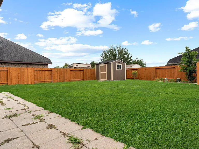 19415 Bronte Springs Ct — Photo 42