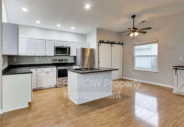 9518 Bent Brook Dr — Photo 9