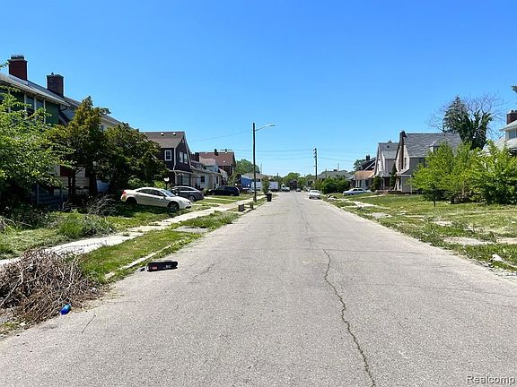 4th image of 3297 Glynn Ct