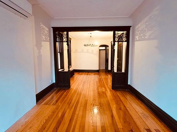 3rd image of 2133 W Evergreen Ave #2