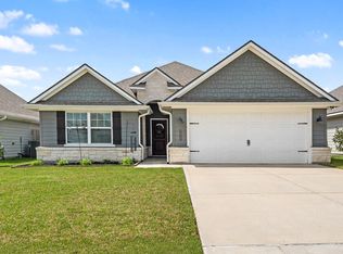 3417 Calmar Ct, Bryan, TX 77808