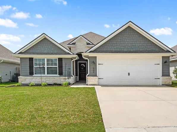 3417 Calmar Ct, Bryan, TX 77808
