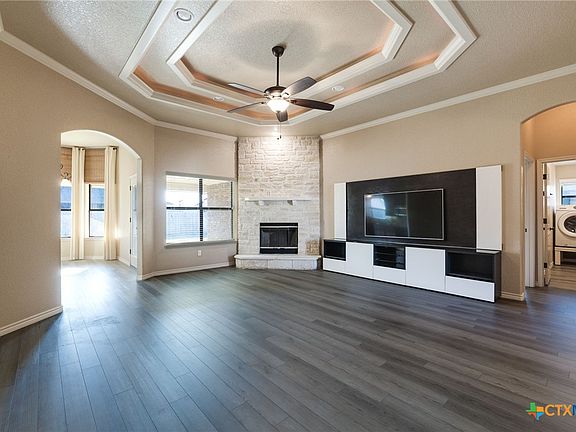 4th image of 2900 Legacy Ln