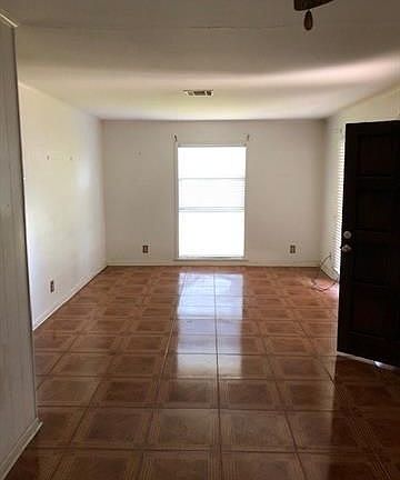 2nd image of 2123 Dupont Dr