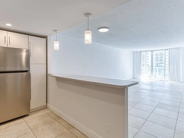 19380 Collins Ave #406 — Photo 8