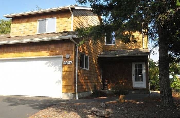 Riverfront Townhouse