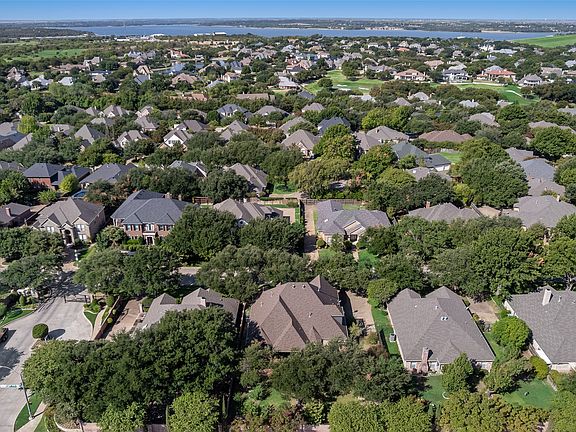 5th image of 6813 Vista Ridge Dr E
