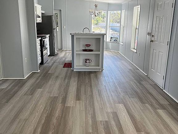 4th image of 5664 Finley Dr