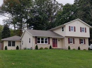 5247 W 50th St, Fairview, PA 16415