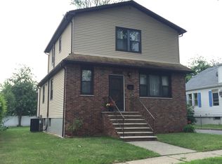 306 Washington St, Teaneck, NJ 07666