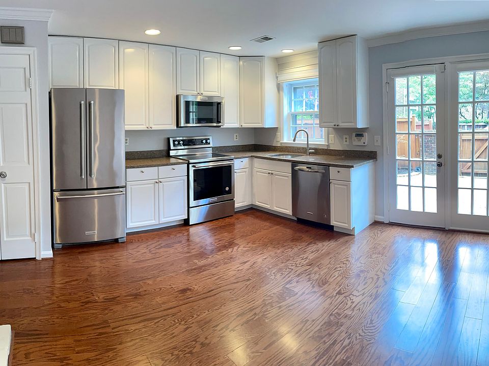 1st Floor Kitchen