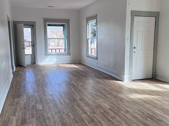 5th image of 502 Otero Ave