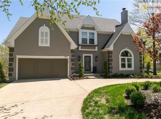 5813 Haskins St, Shawnee, KS 66216