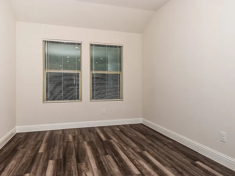 1214 Green Timber Dr — Photo 8