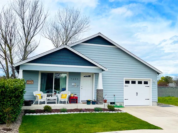 7685 Calaveras St, White City, OR 97503