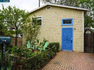 1604 Grandview Dr, Martinez, CA 94553