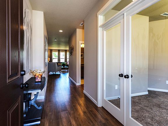 611 Stone View Way Kalama WA