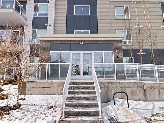 3rd image of 220 E Seton Grv SE #1411