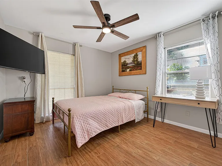 9310 Cliffwood Dr — Photo 39