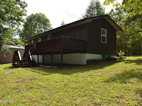 3rd image of 145 E Wind Ln
