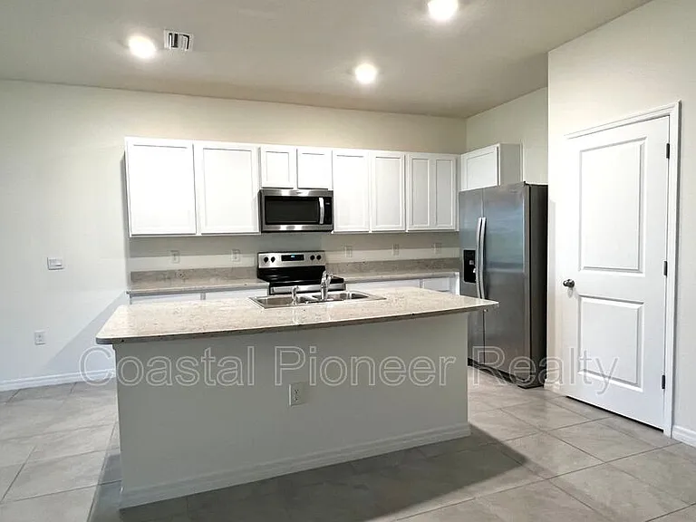 5334 Dragonfly Dr — Photo 5