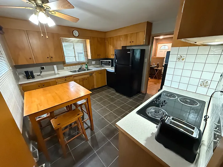 4631 Tioga St — Photo 11