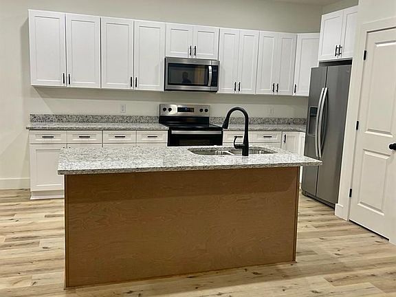 2nd image of 1511 Ryan Dr