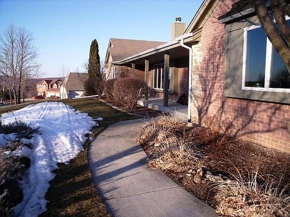 2nd image of W250N9270 Clearview Dr