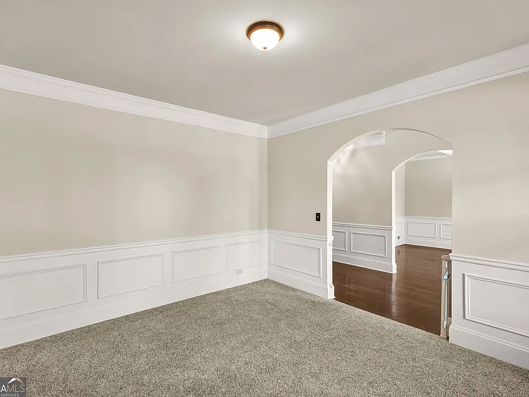 882 Nestling Dr — Photo 7
