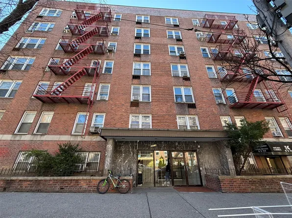 142-20 41 Avenue #7H, Flushing, NY 11355