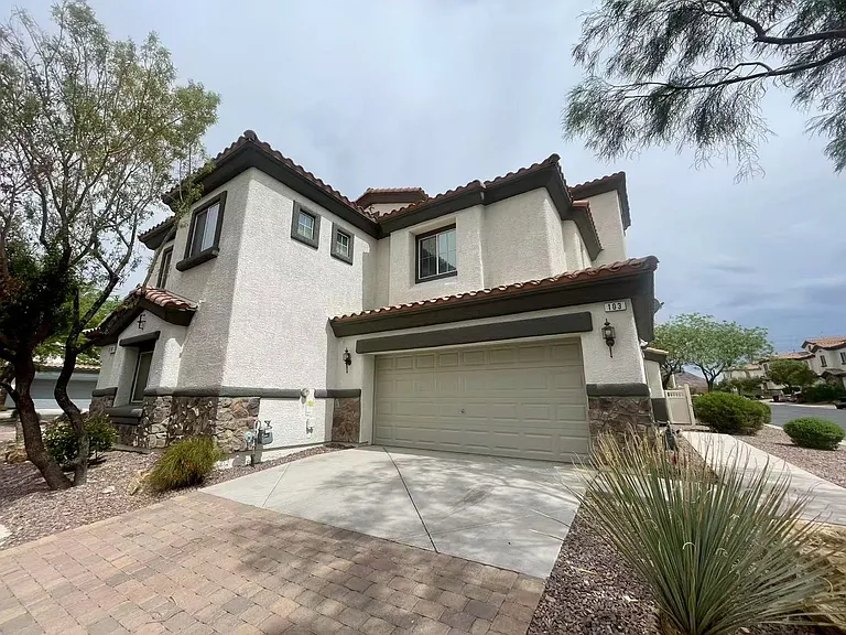 1114 Moonlit Oasis Ln #3 — Photo 2