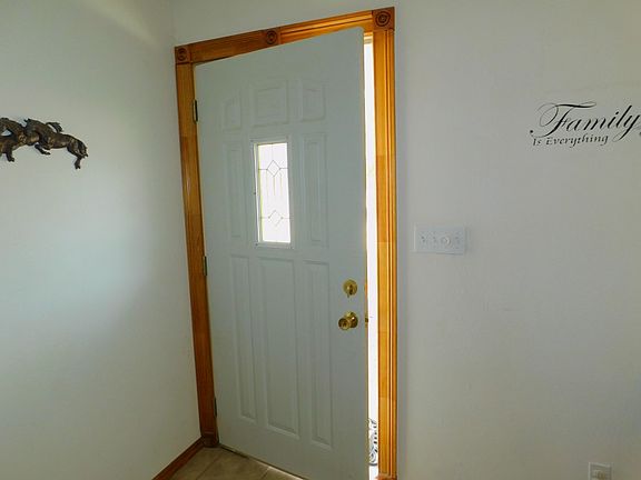 3rd image of 448 Washakie Dr