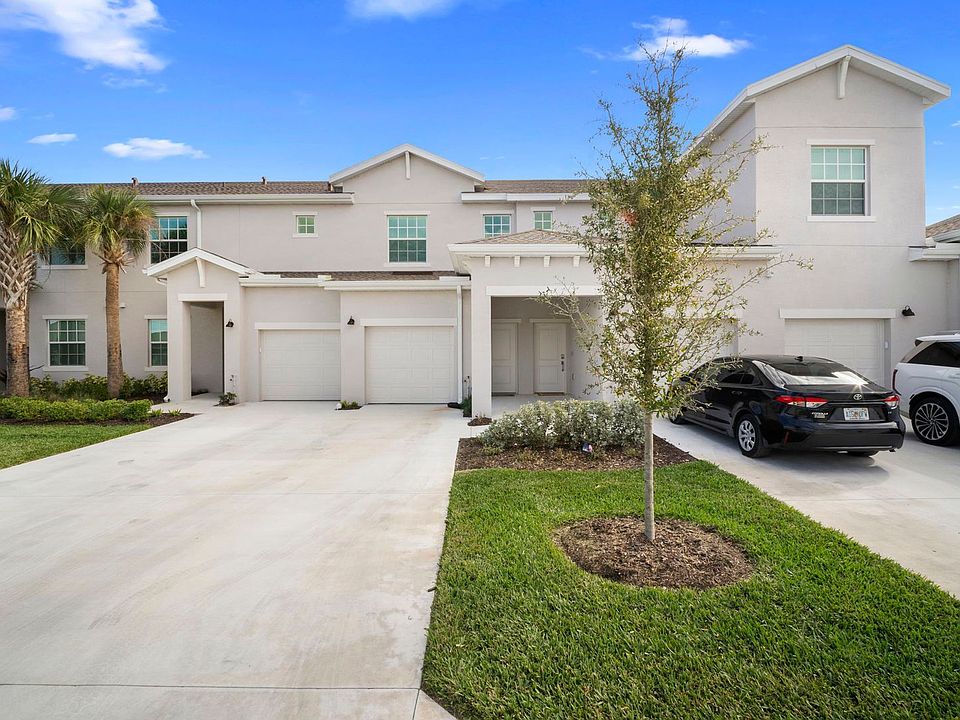 1st image of 20660 Hazelnut Ct N #1323