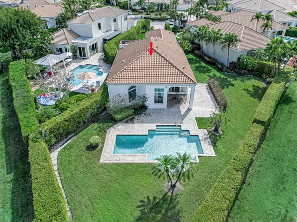 2482 Players Court, Wellington, FL 33414