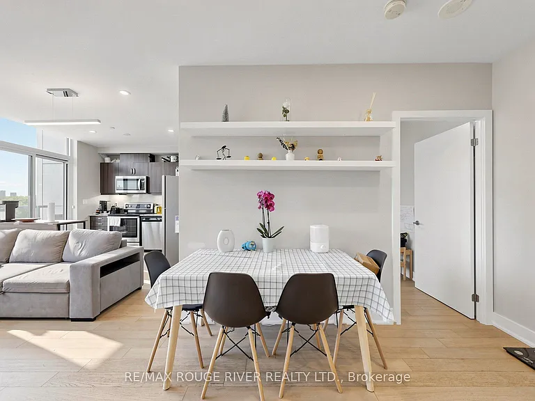 1486 Bathurst St #503 — Photo 13