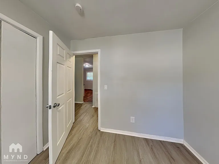 4484 Bonnie Glen Ct — Photo 9