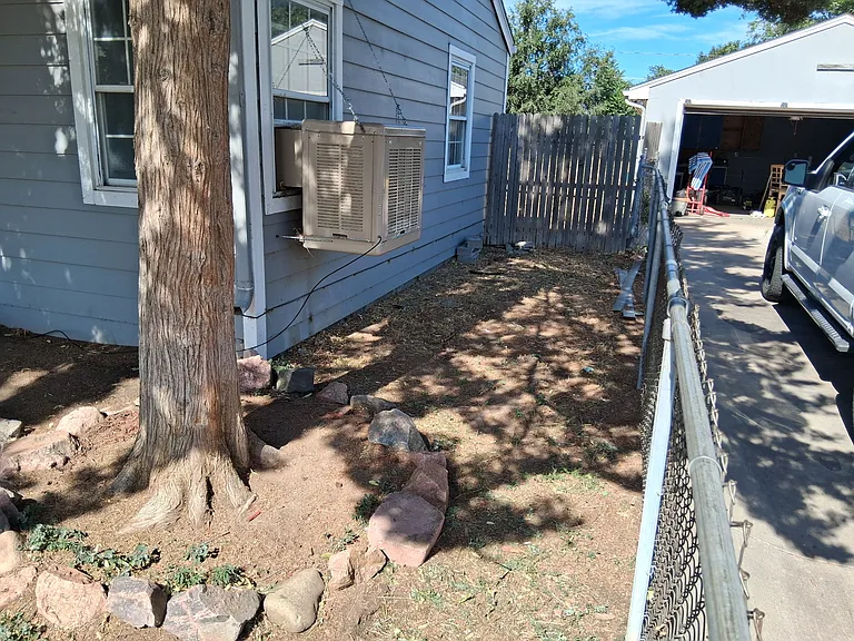6891 Olive St — Photo 15