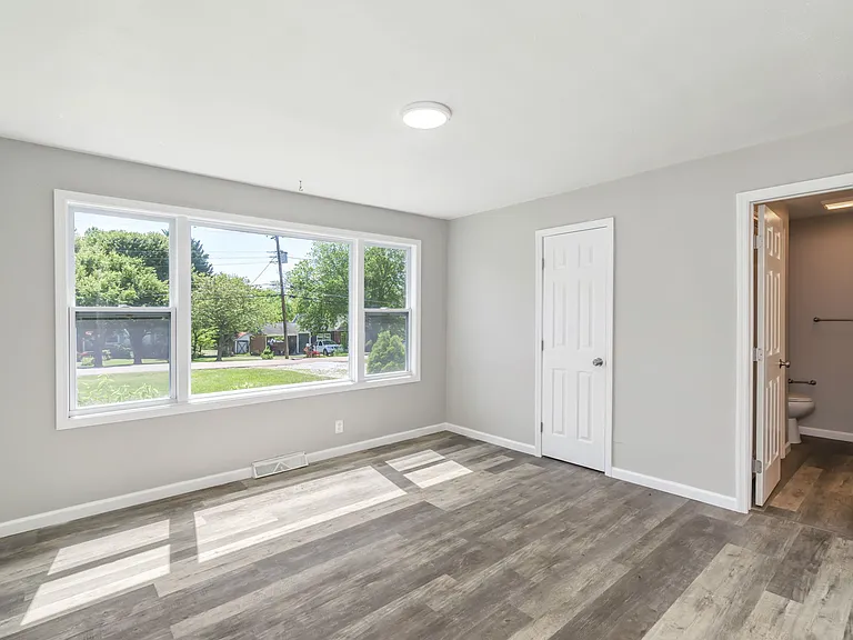 5700 Ridgefield Rd — Photo 21