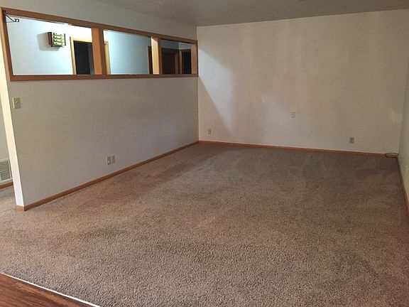 5th image of 2742 S 12th St