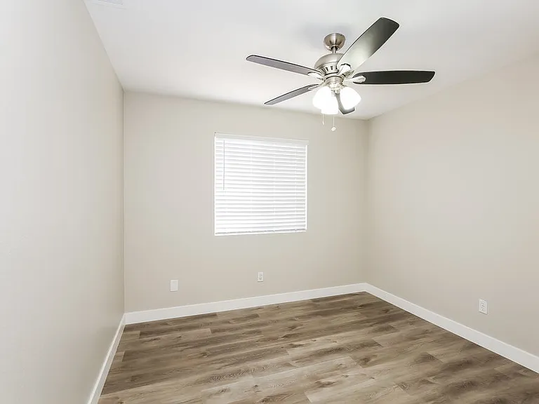 4445 Cielo Ln — Photo 11