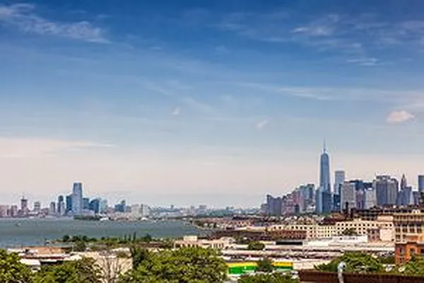 Rented by City View Living | media 12