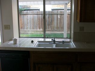 2182 E Chennault Ave, Fresno, CA